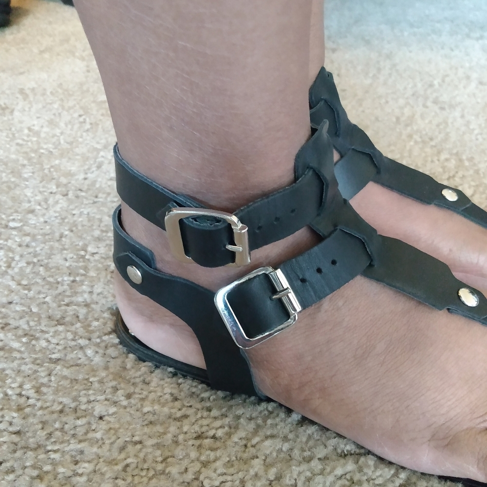 Shoes - Picture 2 of 5